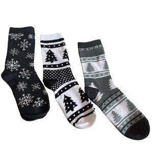 Winter Wonderland 3 pairs festive socks in Black, Green, & Gray (3 for $12 item)